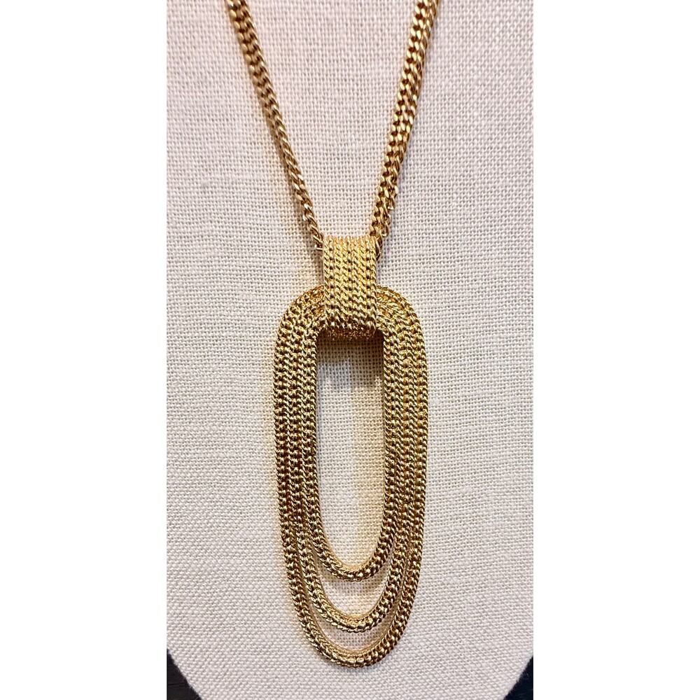 Authentic Monet Gold Tone Layered Mesh Pendant Necklace 28“
